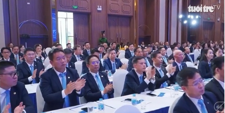 Phía sau hợp đồng bảo hiểm: Chuyện bây giờ mới kể